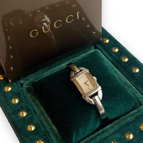 6800l gucci watch